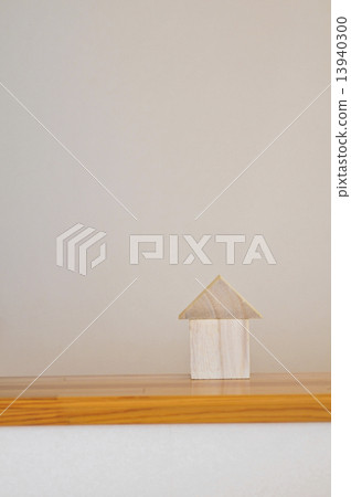 Building Block House 13940300