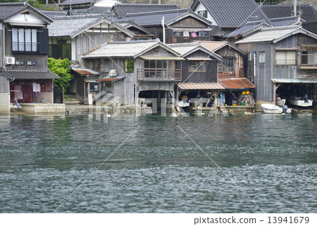 Scenery with a funeral house / Inoshi-cho, Kyoto Prefecture Scenery with a funeral house / Inoshi-cho, Kyoto Prefecture 13941679