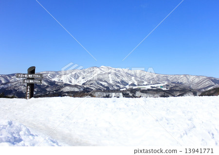 Winter Hakusan 13941771