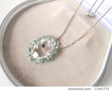 Crystal & Czech Beads Necklace Crystal & Czech Beads Necklace 13942775
