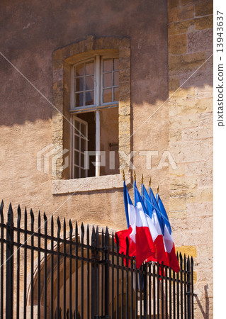 Charity Hospice in Marseille 13943637