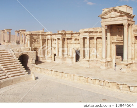 Palmyra remains in Syria Palmyra remains in Syria 13944504