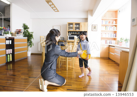 父母和孩子 父母和孩子 13946553