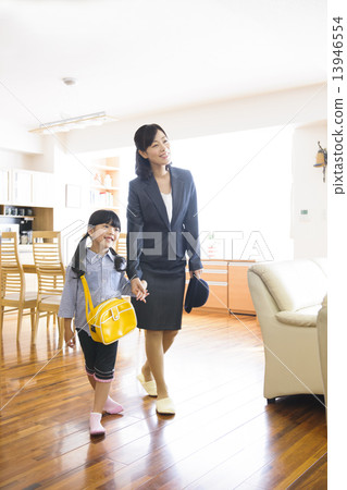 Parent and child Parent and child 13946554