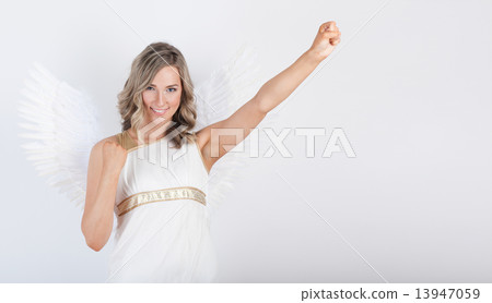Foreign women's portrait 13947059