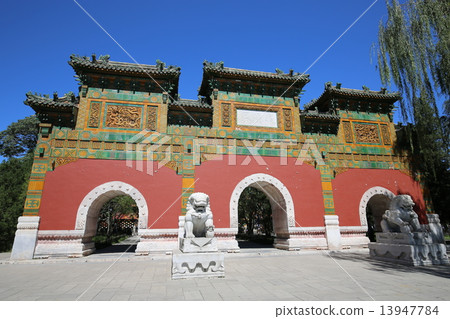 Beihai Park Huafui Ruling Mausoleum Beihai Park Huafui Ruling Mausoleum 13947784