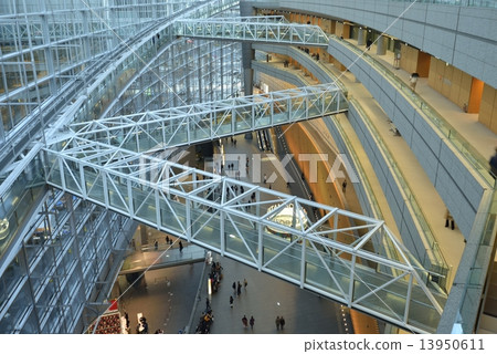 Tokyo International Forum Glass Building 13950611