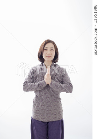 Yoga pose Yoga pose 13951996