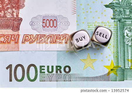 Dices cubes, RUB, EUR  banknotes 13952574