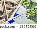 USD EUR banknotes 13952599