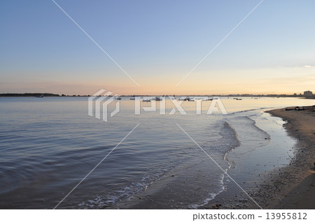 傍晚的海 13955812