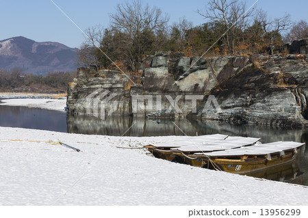 Nagatoro岩石雪場面 13956299