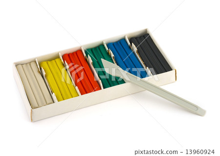Clay in box 13960924
