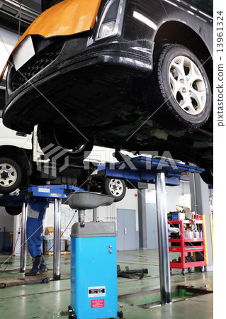 Oil change lift-up car maintenance 13961324