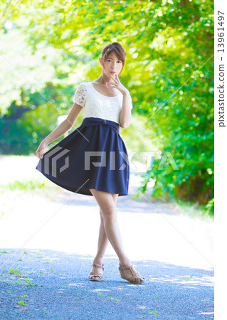 Green and women Green and women 13961497