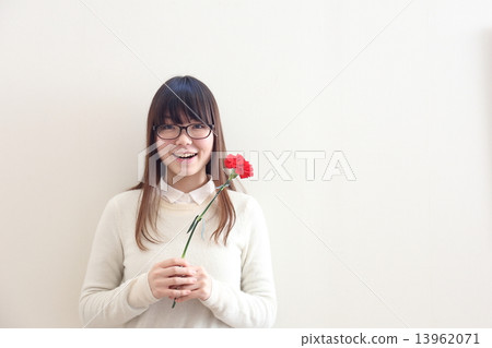 Japanese women with carnation Japanese women with carnation 13962071