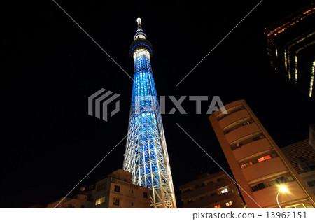 Tokyo sky tree at night and nearby building Tokyo sky tree at night and nearby building 13962151
