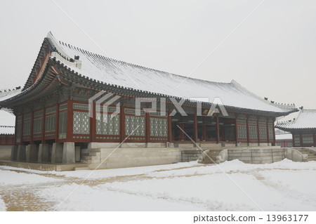 beautiful gyeongbok palace in soul, south korea - under snow, winter beautiful gyeongbok palace in soul, south korea - under snow, winter 13963177