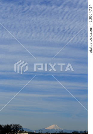富士山和天空 13964734