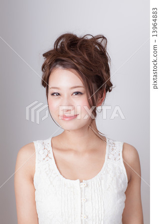up style, up sweep, up-hairstyle 13964883