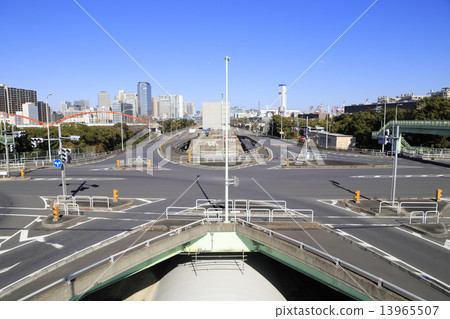 Complex intersection 13965507