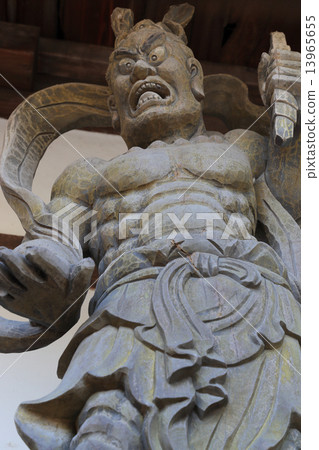 Shikoku Shrine Place No. 72 Buddhist Temple Mandala Temple Geumjo Statue of Niba gate (Achi) 13965655