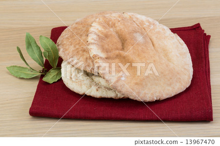 Pita Pita 13967470
