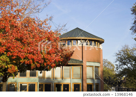 Lincoln Park Zoo Lincoln Park Zoo 13968146