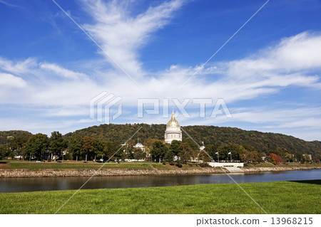 Charleston, West Virginia 13968215