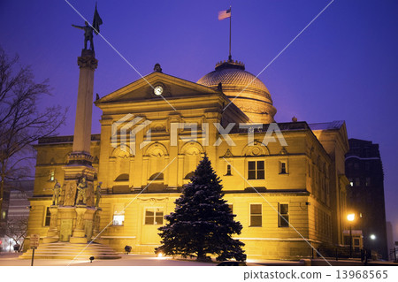 Snowing in South Bend Snowing in South Bend 13968565