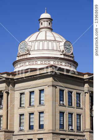Old courthouse in Lincoln, Logan County 13968699