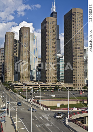 Presidential Towers 13968858