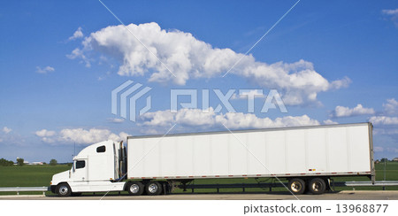 White Semi-truck White Semi-truck 13968877