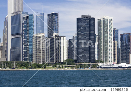 Evening in Chicago 13969226