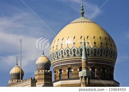 Mosque in Milwaukee, Wisconsin 13969450