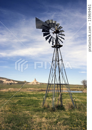 Artesian Well and Chimney Rock 13969461