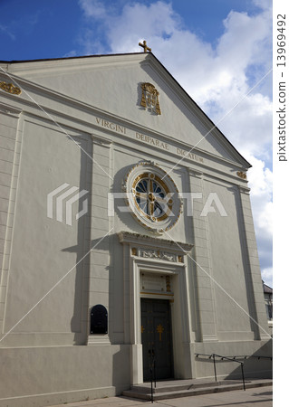 Historic church in New Orleans 13969492