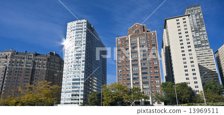 Apartaments along Lake Shore Drive Apartaments along Lake Shore Drive 13969511
