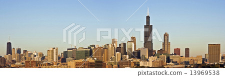 Last rays of sun in Chicago 13969538