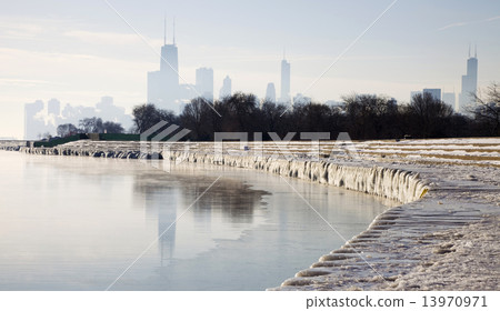 Icy morning in Chicago Icy morning in Chicago 13970971