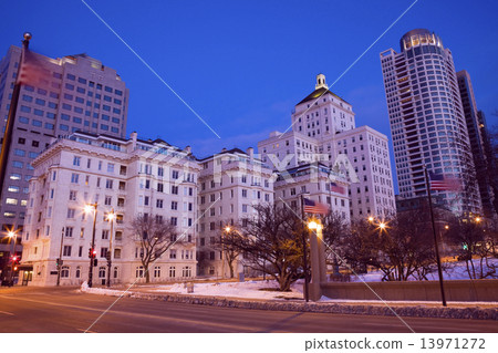 Night in Milwaukee Night in Milwaukee 13971272