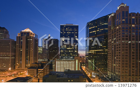 Sunset seen from Downtown Chicago 13971276