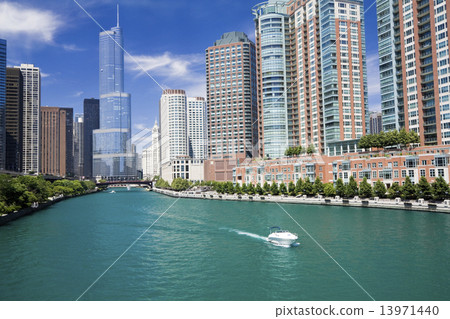 Amazing day in Chicago 13971440