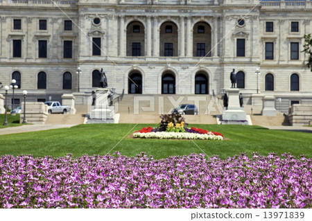 Flowers in front of State Capitol 13971839