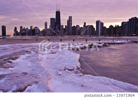 Pink Evening in Chicago Pink Evening in Chicago 13971904