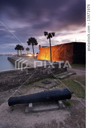 Fort in St. Augustine 13971976