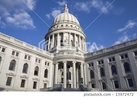 State Capitol of Wisconsin 13972472