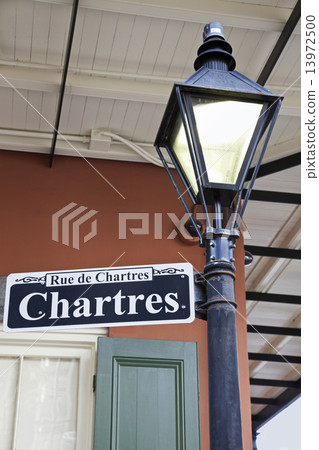 Rue de Chartres Rue de Chartres 13972500