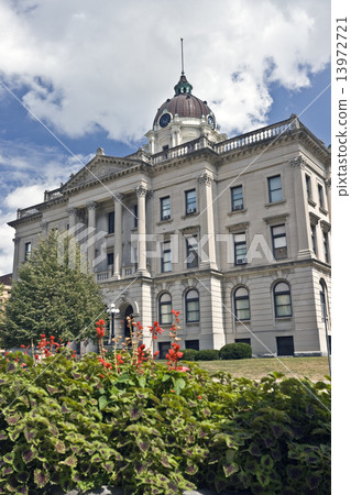 Administration building in Bloomington 13972721