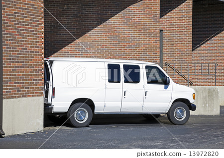 Loading Van 13972820